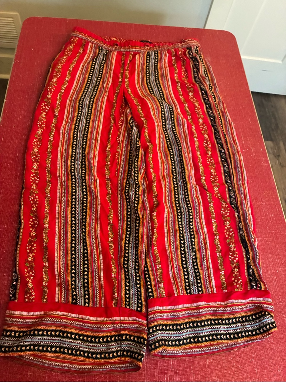 LOFT Red Floral Multicolor Print Cropped Flowy Pants Wide Leg Culottes Petite XS